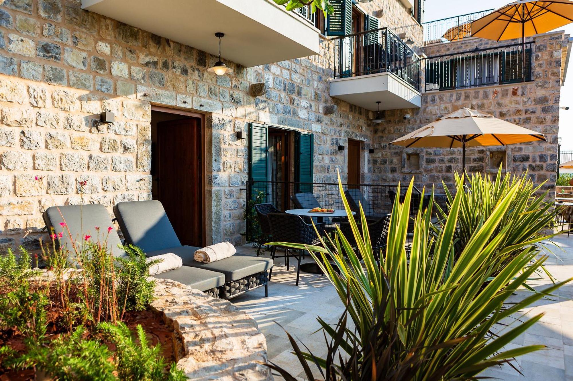 Boutique Hotel Ruzmarin Spa & Garden By Aycon Budva Dış mekan fotoğraf