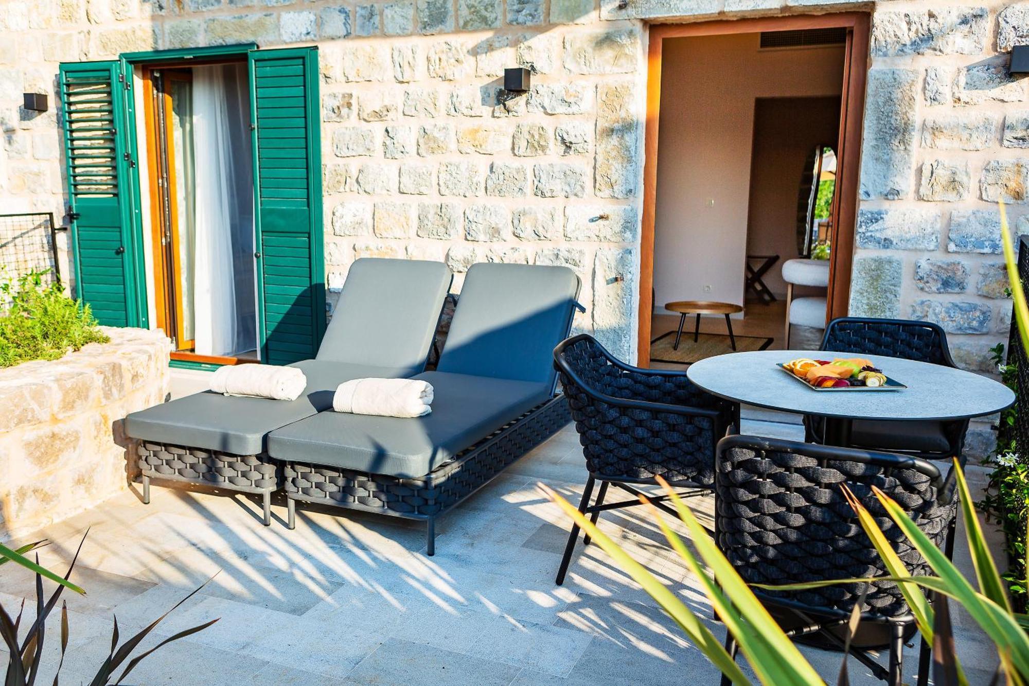 Boutique Hotel Ruzmarin Spa & Garden By Aycon Budva Dış mekan fotoğraf