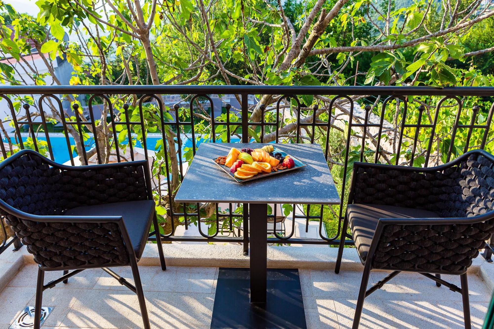 Boutique Hotel Ruzmarin Spa & Garden By Aycon Budva Dış mekan fotoğraf